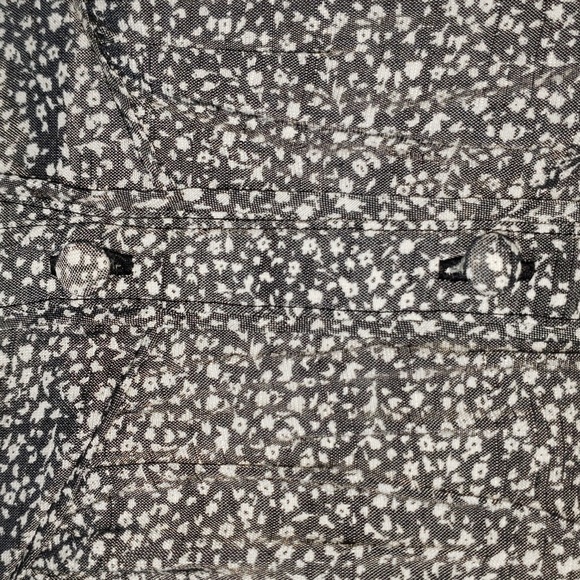 LC Lauren Conrad Oversized Ruffle Prarie Yoke Ditsy Floral Button Down Top XS - Picture 12 of 17